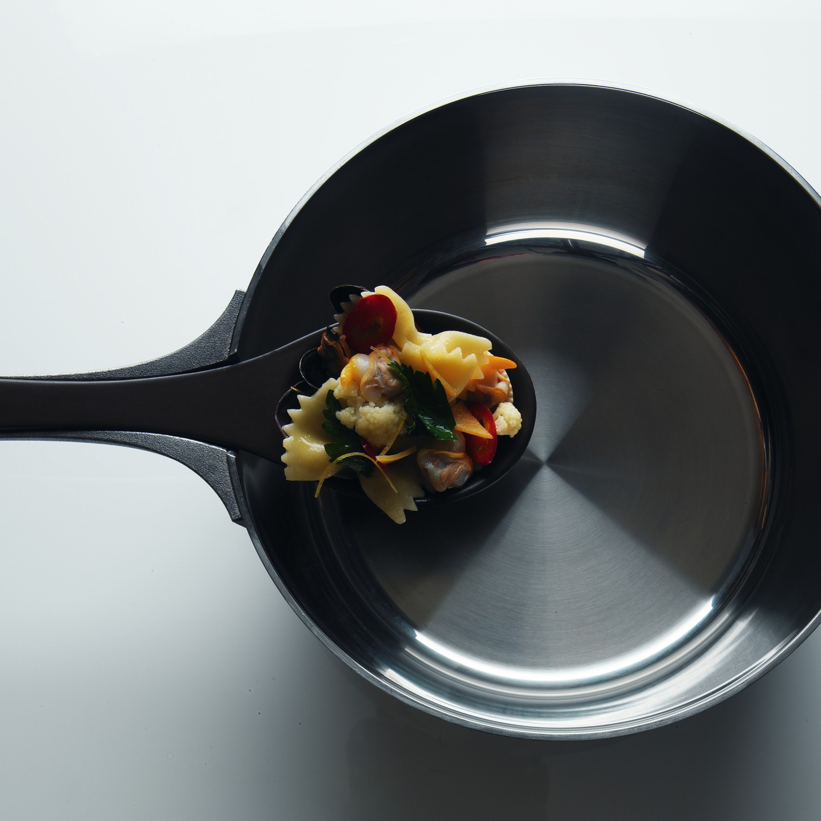Pasta Pot - Alessi - Patrick Jouin © Thomas Duval